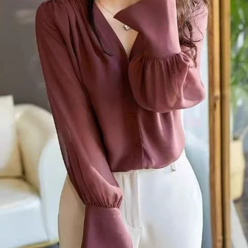 ブルベ冬服 ふんわりスリーブブラウス