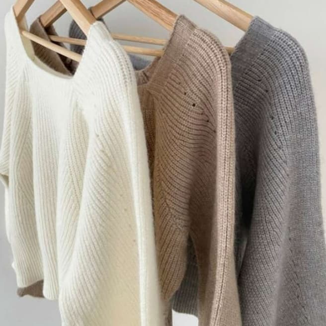 ブルベ夏/ブルベ冬服 ゆったりボートネックニット