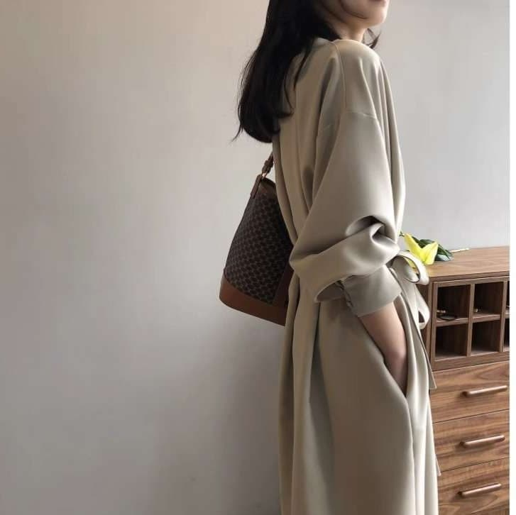 ブルベ夏/ブルベ冬服 上品ラップ風マキシワンピース