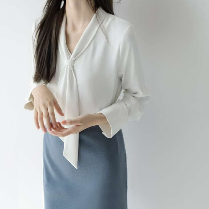 ブルベ夏/ブルベ冬服 ボウダイ襟付きブラウス
