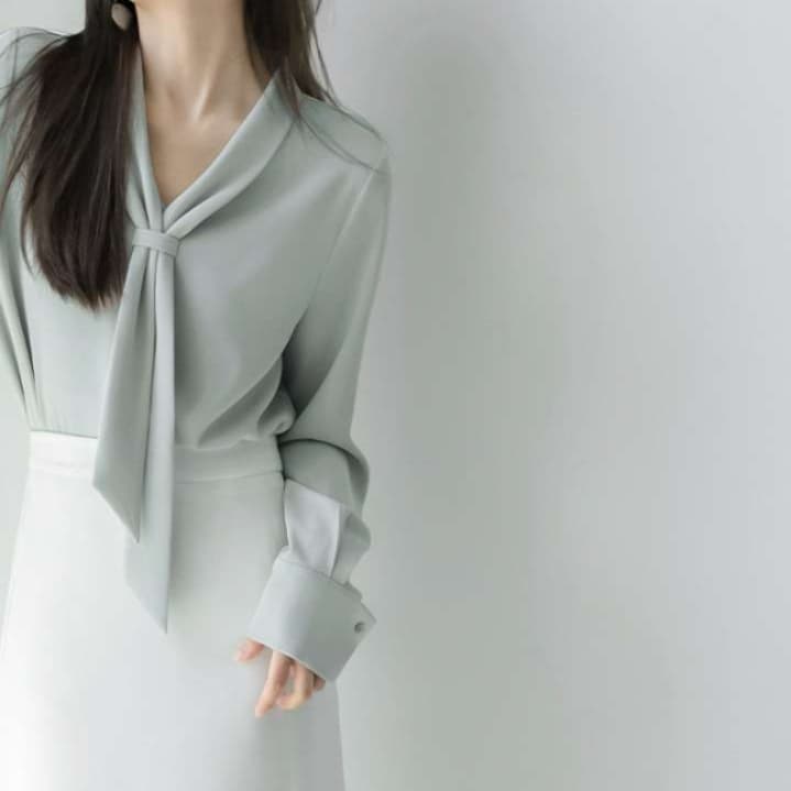 ブルベ夏/ブルベ冬服 ボウダイ襟付きブラウス