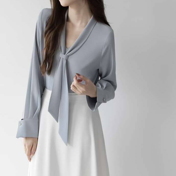 ブルベ夏/ブルベ冬服 ボウダイ襟付きブラウス