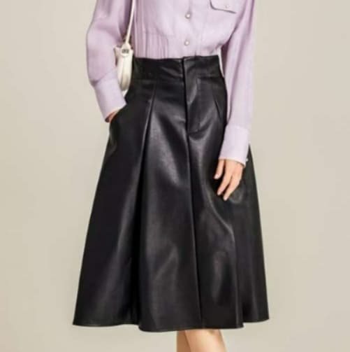 ブルベ冬服 艶めく光沢ミディスカート
