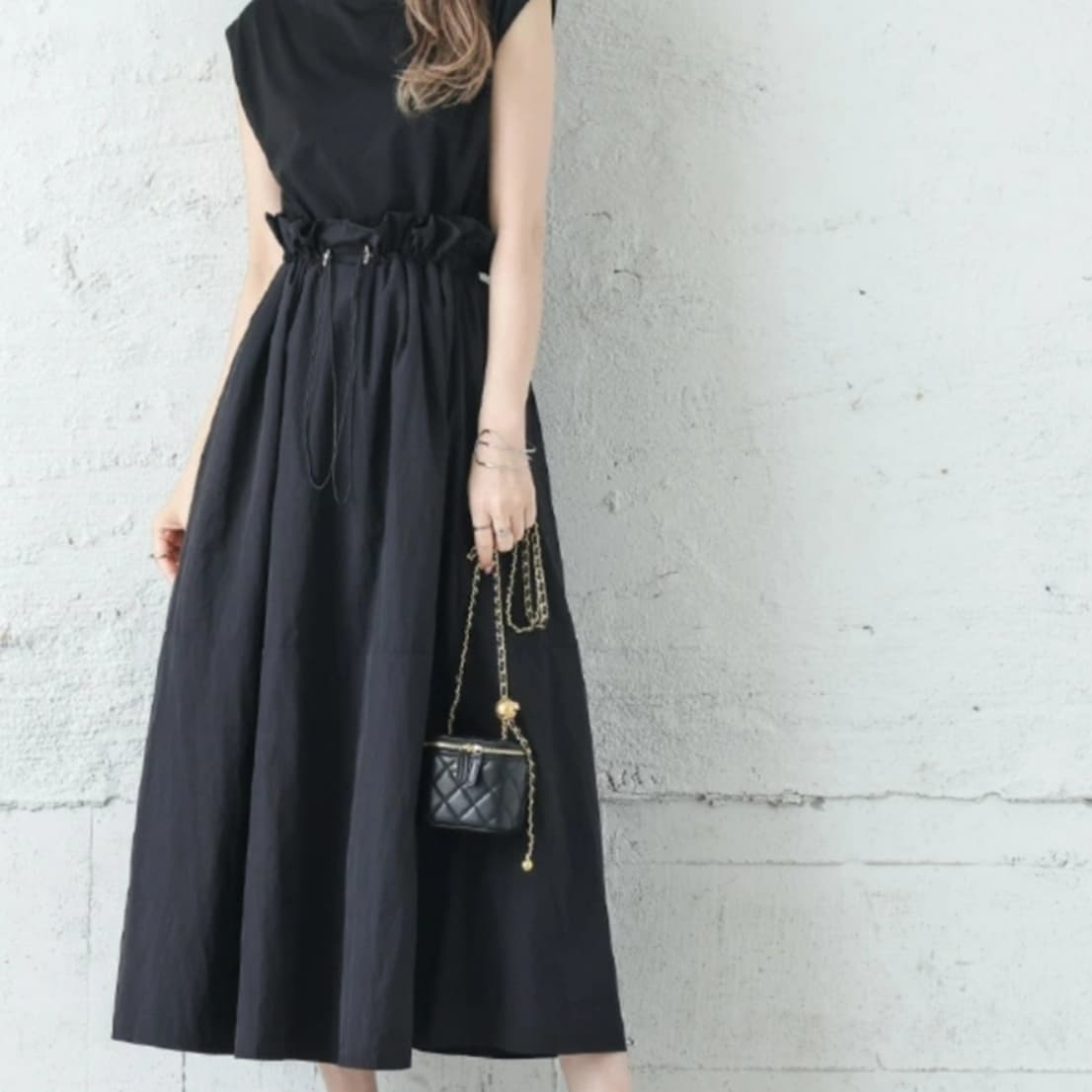 ブルベ夏/ブルベ冬服 フリルギャザーワンピース