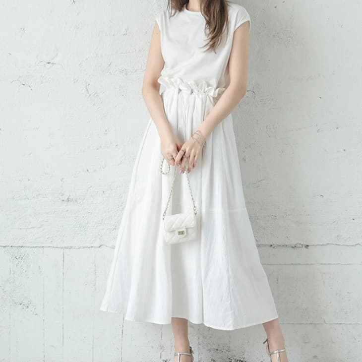 ブルベ夏/ブルベ冬服 フリルギャザーワンピース