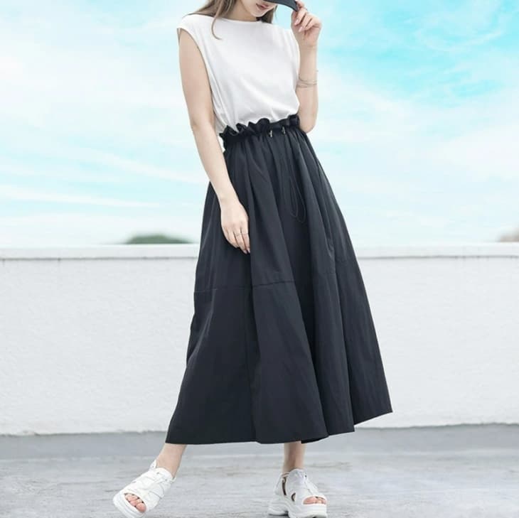 ブルベ夏/ブルベ冬服 フリルギャザーワンピース