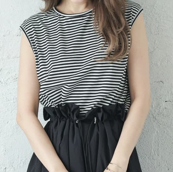 ブルベ夏/ブルベ冬服 フリルギャザーワンピース