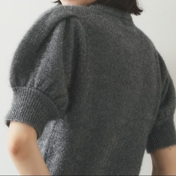 ブルベ夏/ブルベ冬服 ぽわん袖半袖ニット