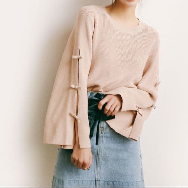 ブルベ夏/ブルベ冬服 袖リボン装飾ゆったりニット