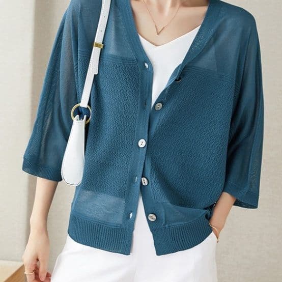 ブルベ夏/ブルベ冬服 透明感あふれる七分袖ニット