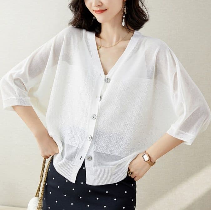 ブルベ夏/ブルベ冬服 透明感あふれる七分袖ニット