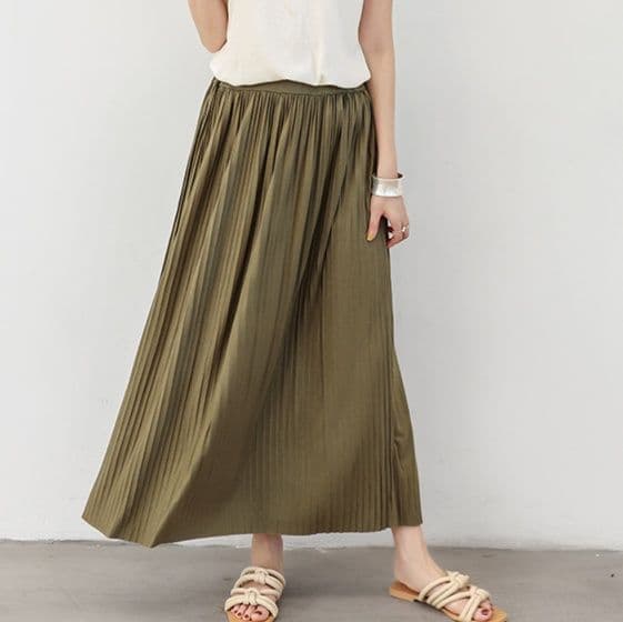 ブルベ夏/ブルベ冬服 優雅な揺れ感 ロングプリーツスカート