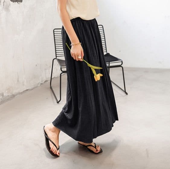 ブルベ夏/ブルベ冬服 優雅な揺れ感 ロングプリーツスカート