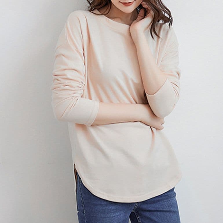 ブルベ夏/ブルベ冬服 サイドスリット入り体型カバーティーシャツ 重ね着対応