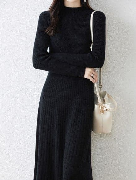 ブルベ夏/ブルベ冬服　縦リブ編みモックネック長袖ニットワンピース