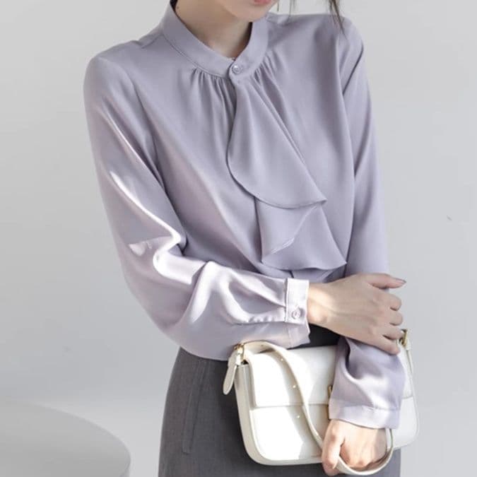 ブルベ夏/ブルベ冬服　上品なボウタイ付き長袖ブラウス