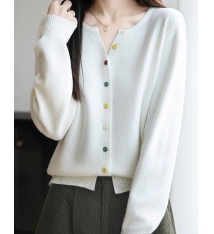 ブルベ夏/ブルベ冬服　マルチボタン配色カーディガン