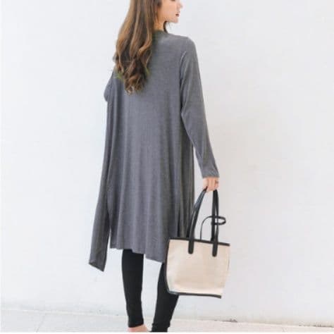 ブルベ夏/ブルベ冬服　上品なロング丈ニットカーディガン