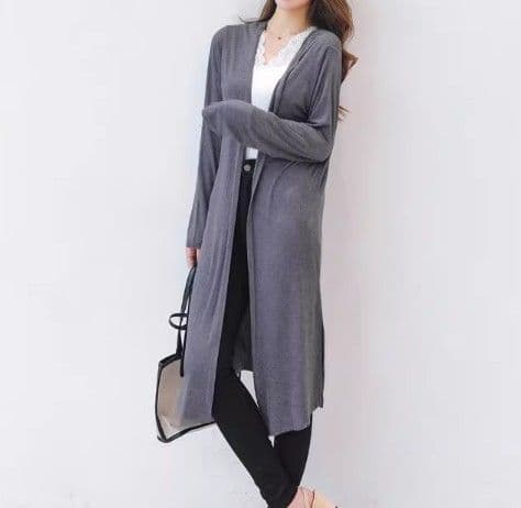 ブルベ夏/ブルベ冬服　上品なロング丈ニットカーディガン