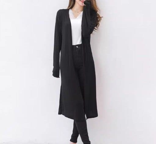 ブルベ夏/ブルベ冬服　上品なロング丈ニットカーディガン