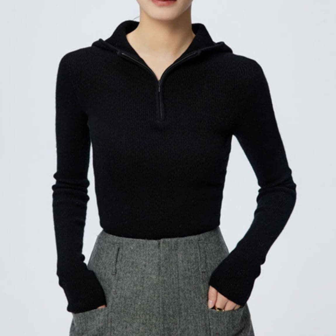 ブルベ夏/ブルベ冬服　フード付きハーフジップリブニットトップス