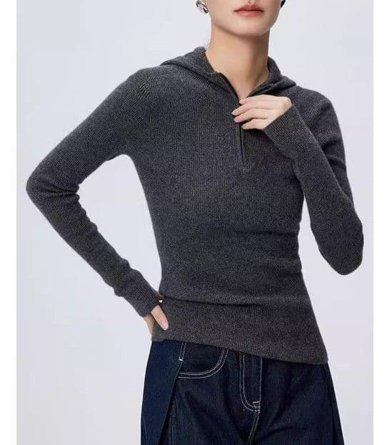 ブルベ夏/ブルベ冬服　フード付きハーフジップリブニットトップス