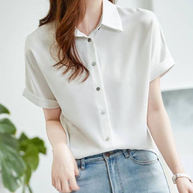 ブルベ夏/ブルベ冬服　開襟デザイン半袖とろみ素材ブラウス