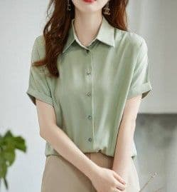 ブルベ夏/ブルベ冬服　開襟デザイン半袖とろみ素材ブラウス