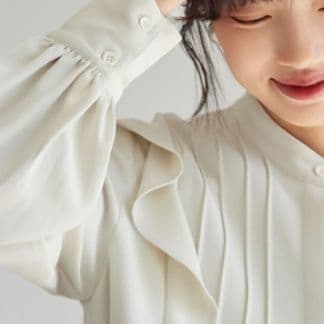 ブルベ夏服　立体ピンタック襟付き長袖ブラウス