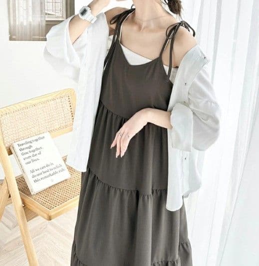 ブルベ夏/ブルベ冬服　肩リボン付きティアードキャミソールワンピース