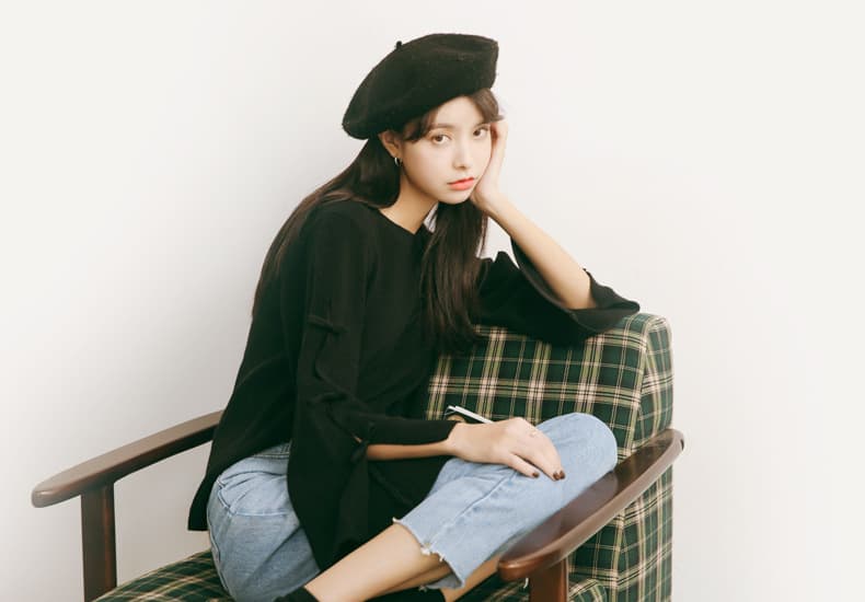 ブルベ夏/ブルベ冬服 袖リボン装飾ゆったりニット