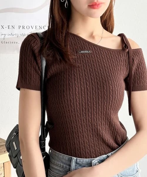 ブルベ夏/ブルベ冬服 リボンネックケーブル編みニット