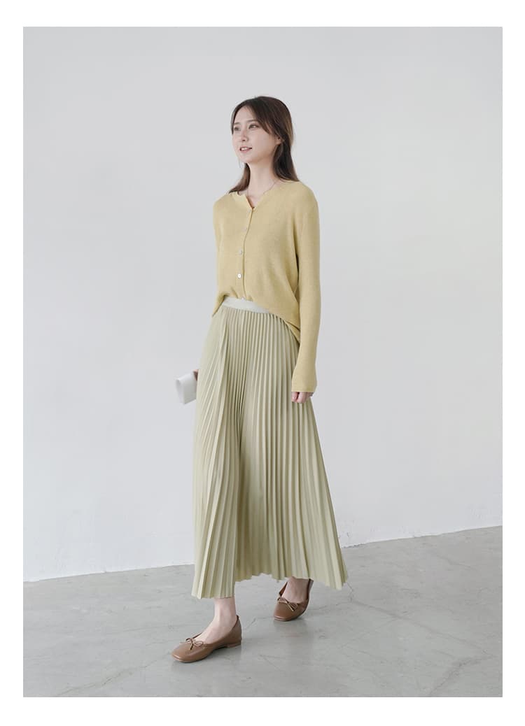 ブルベ夏/ブルベ冬服 優美なシルエット プリーツロングスカート