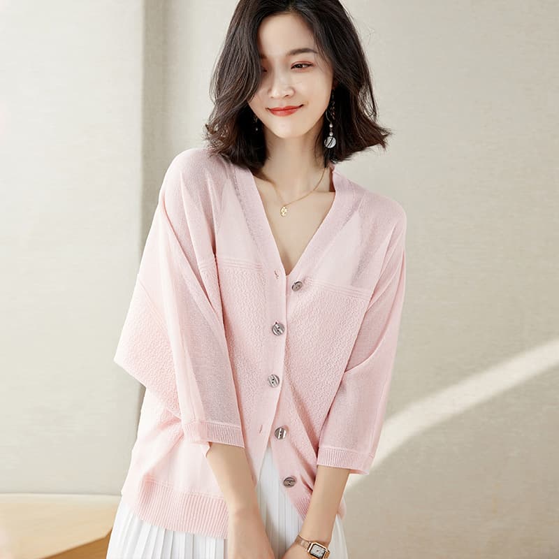 ブルベ夏/ブルベ冬服 透明感あふれる七分袖ニット