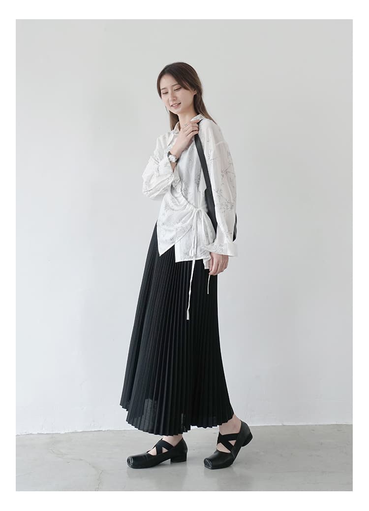 ブルベ夏/ブルベ冬服 優美なシルエット プリーツロングスカート