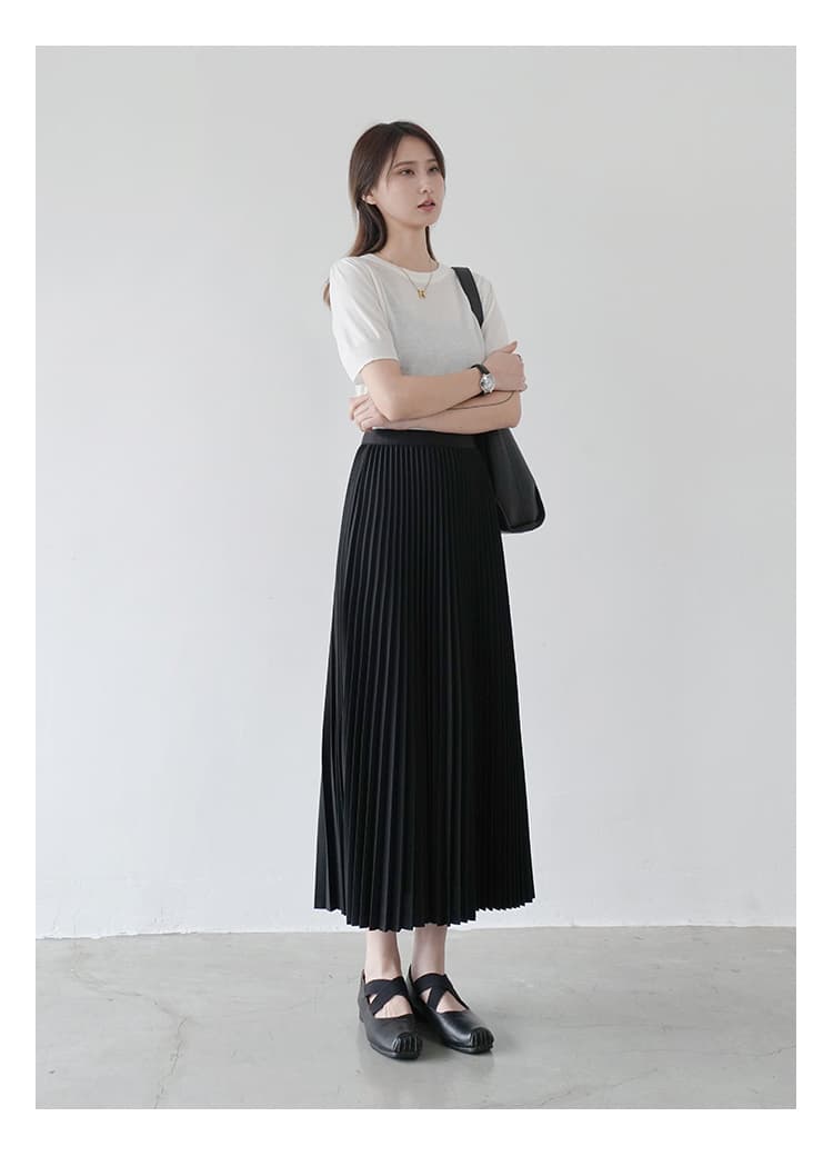 ブルベ夏/ブルベ冬服 優美なシルエット プリーツロングスカート