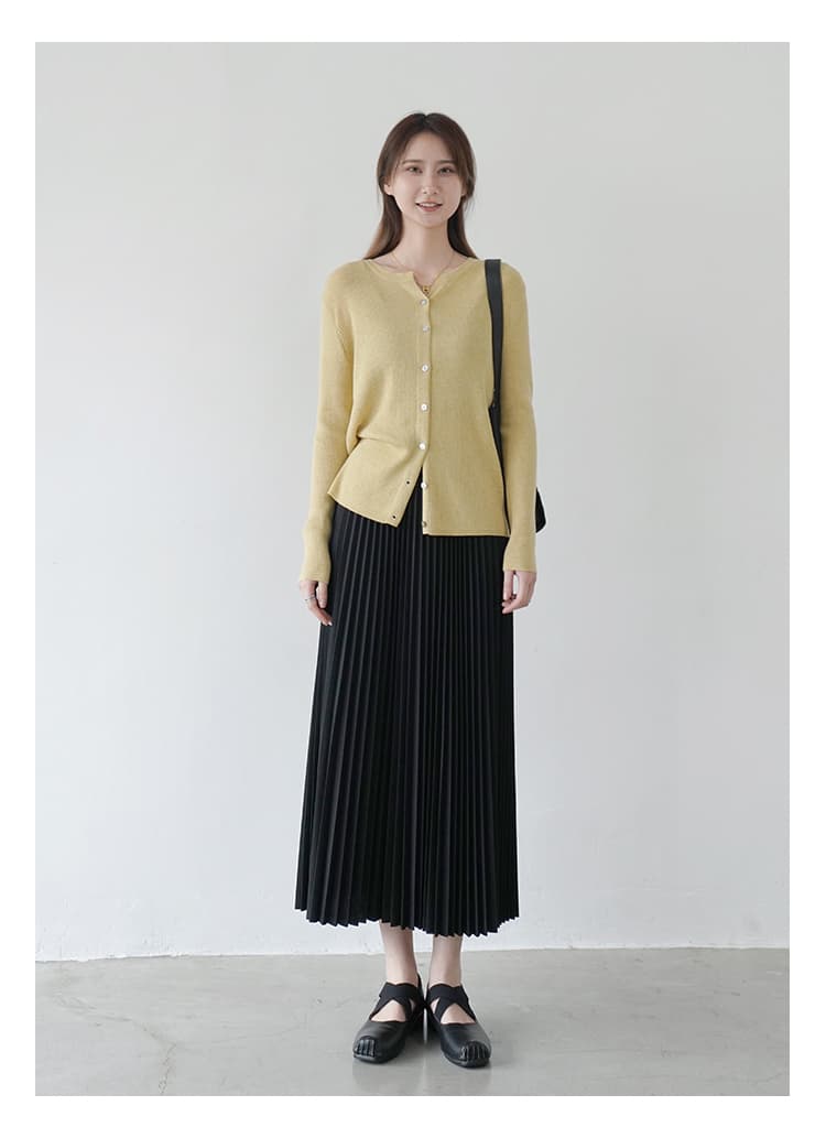 ブルベ夏/ブルベ冬服 優美なシルエット プリーツロングスカート
