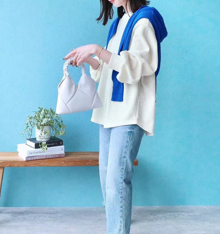 ブルベ夏/ブルベ冬服 ふんわり袖のワッフル風ニット