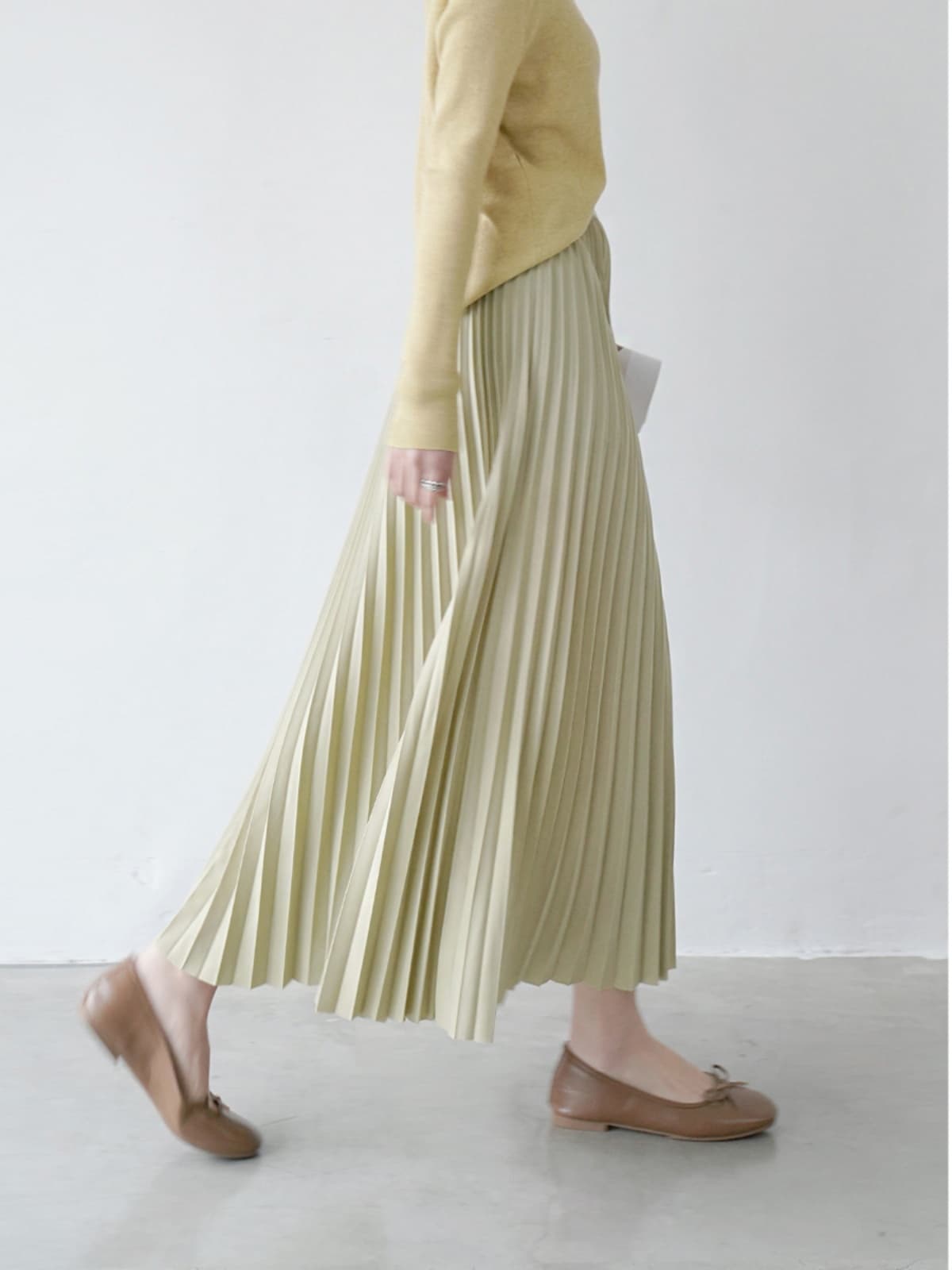 ブルベ夏/ブルベ冬服 優美なシルエット プリーツロングスカート