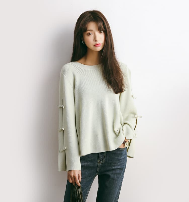 ブルベ夏/ブルベ冬服 袖リボン装飾ゆったりニット