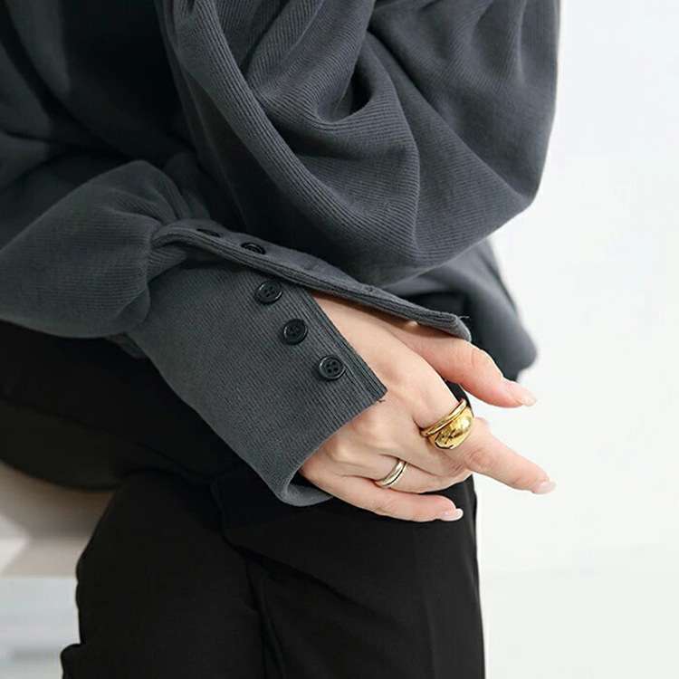 ブルベ夏/ブルベ冬服 ボリューム袖ボタン付きプルオーバー