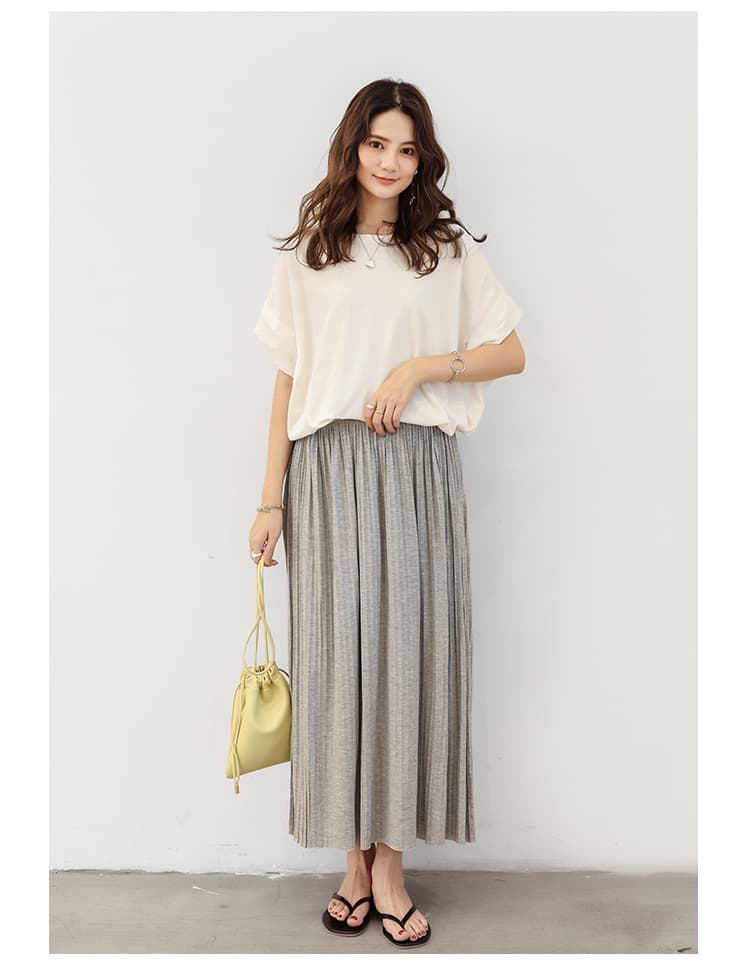 ブルベ夏/ブルベ冬服 優雅な揺れ感 ロングプリーツスカート