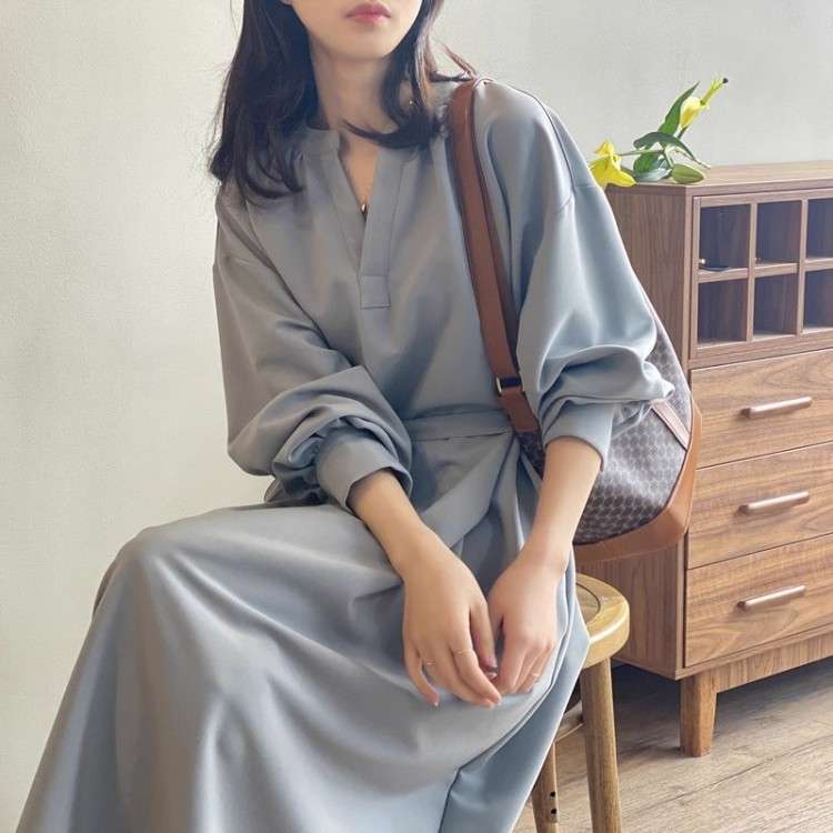 ブルベ夏/ブルベ冬服 上品ラップ風マキシワンピース