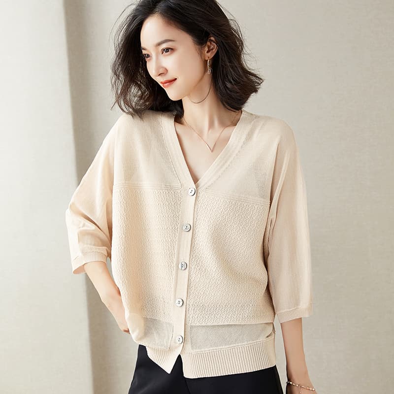 ブルベ夏/ブルベ冬服 透明感あふれる七分袖ニット