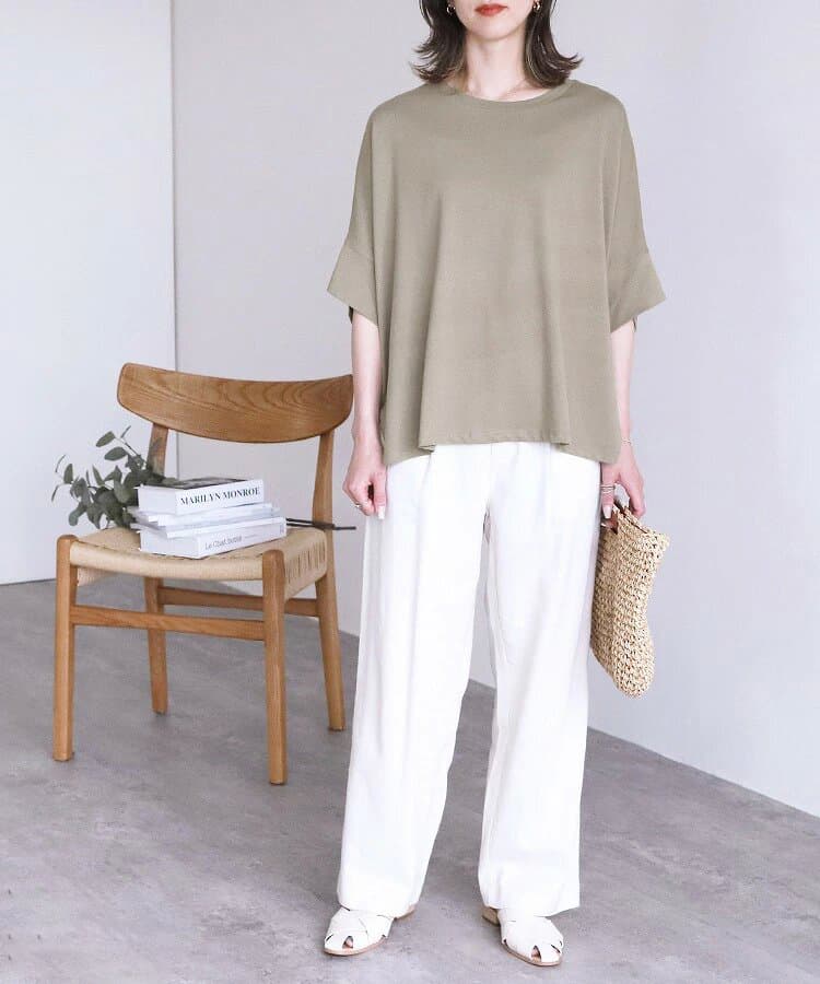 ブルベ夏/ブルベ冬服 ゆったりシルエット五分袖カットソー