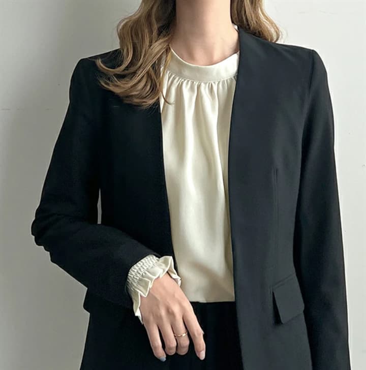 ブルベ夏/ブルベ冬服 上品シャーリング袖ギャザーブラウス