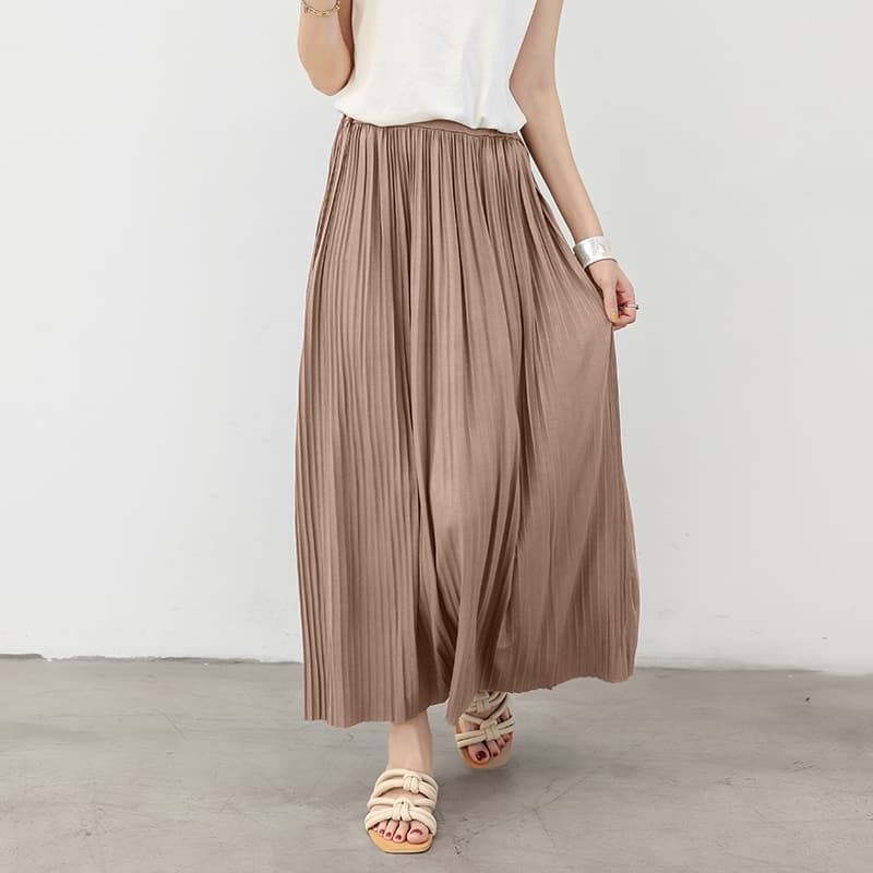 ブルベ夏/ブルベ冬服 優雅な揺れ感 ロングプリーツスカート