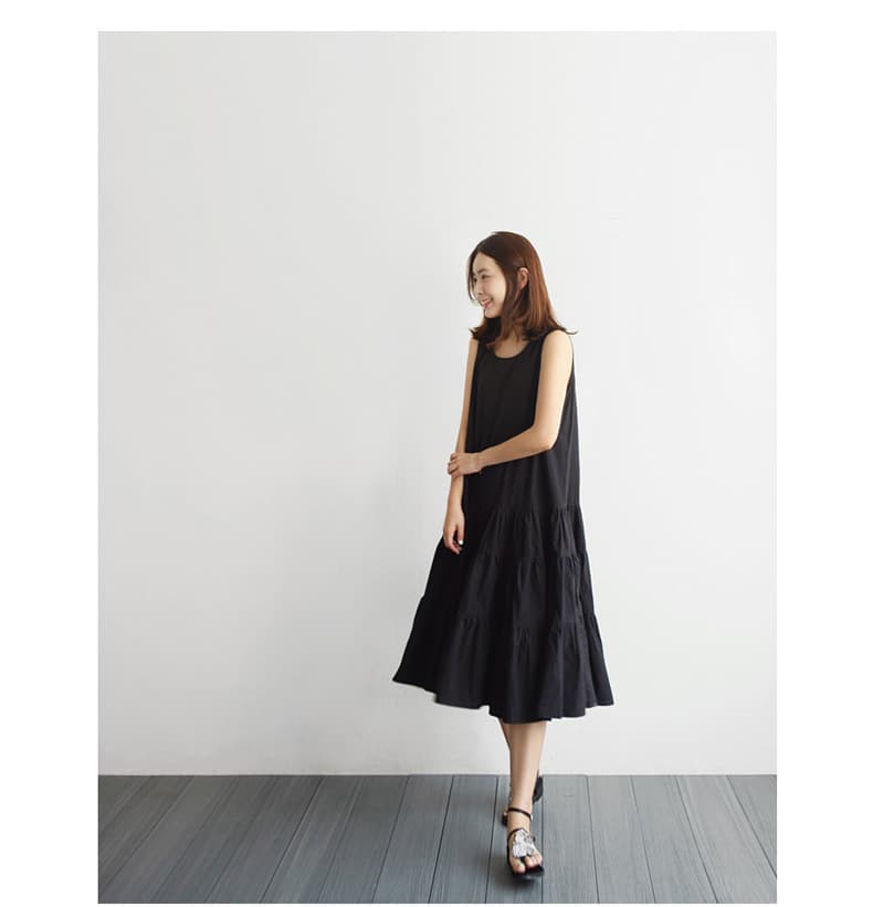 ブルベ冬服 ティアードギャザーワンピース