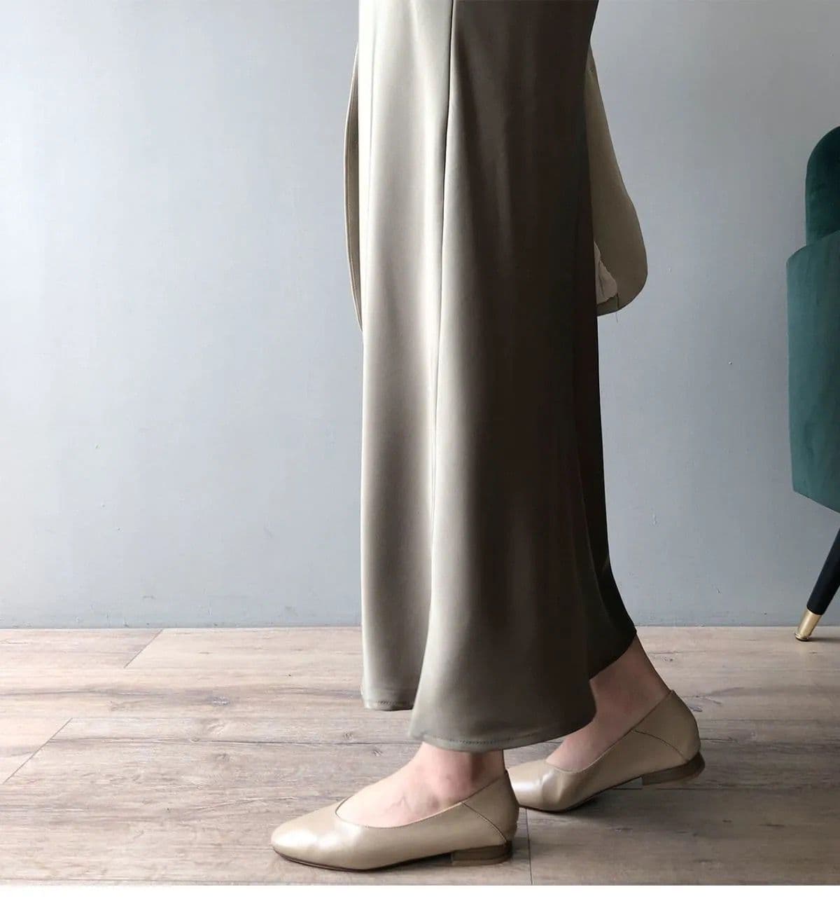 ブルベ冬服 サテンノースリーブワンピース