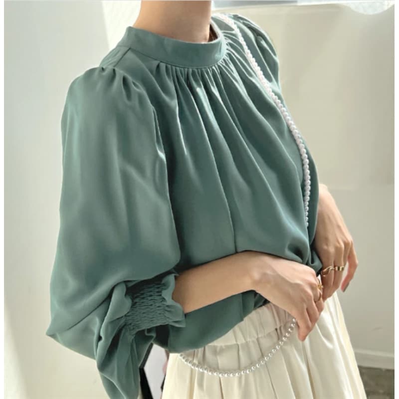 ブルベ夏/ブルベ冬服 上品シャーリング袖ギャザーブラウス